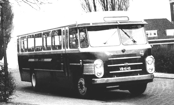 Volvo Wagen 82 te Gouda